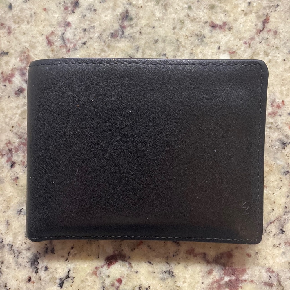 DKNY wallet